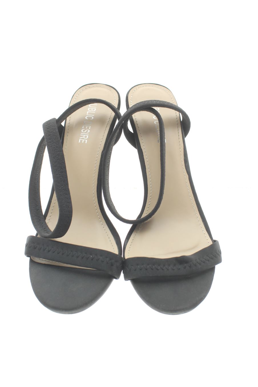 Sandalias tacon de Public Desire de la talla 36, de color negro de
