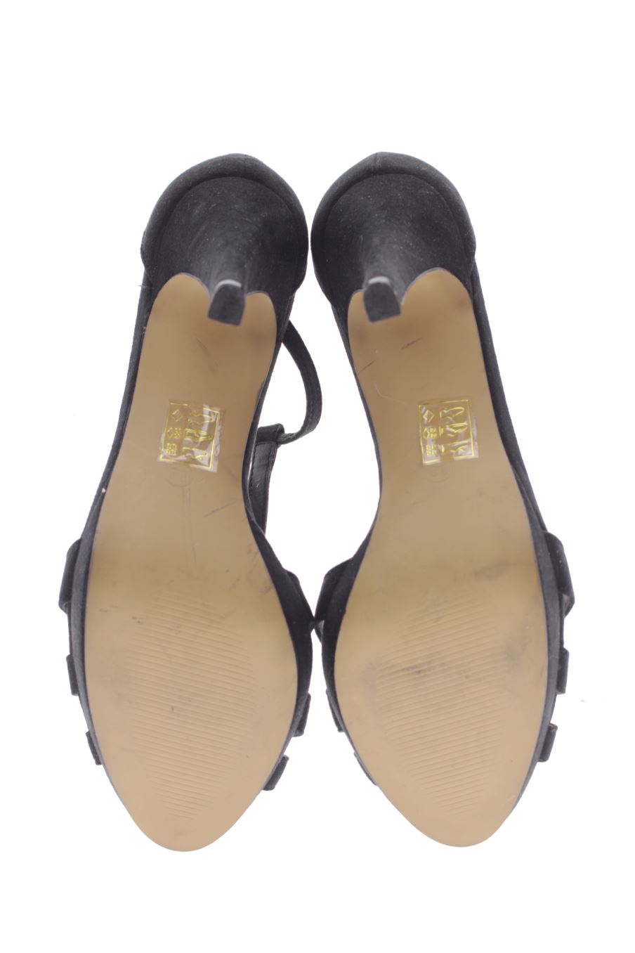 Sandalias tacon de Mary Paz de la talla 38, de color negro de