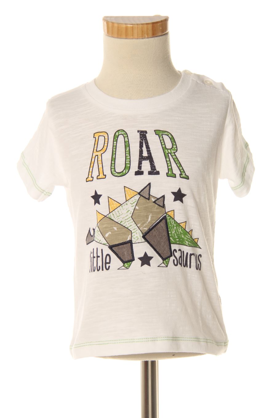 T-shirt Newness de la taille 6 mois avec une étiquette