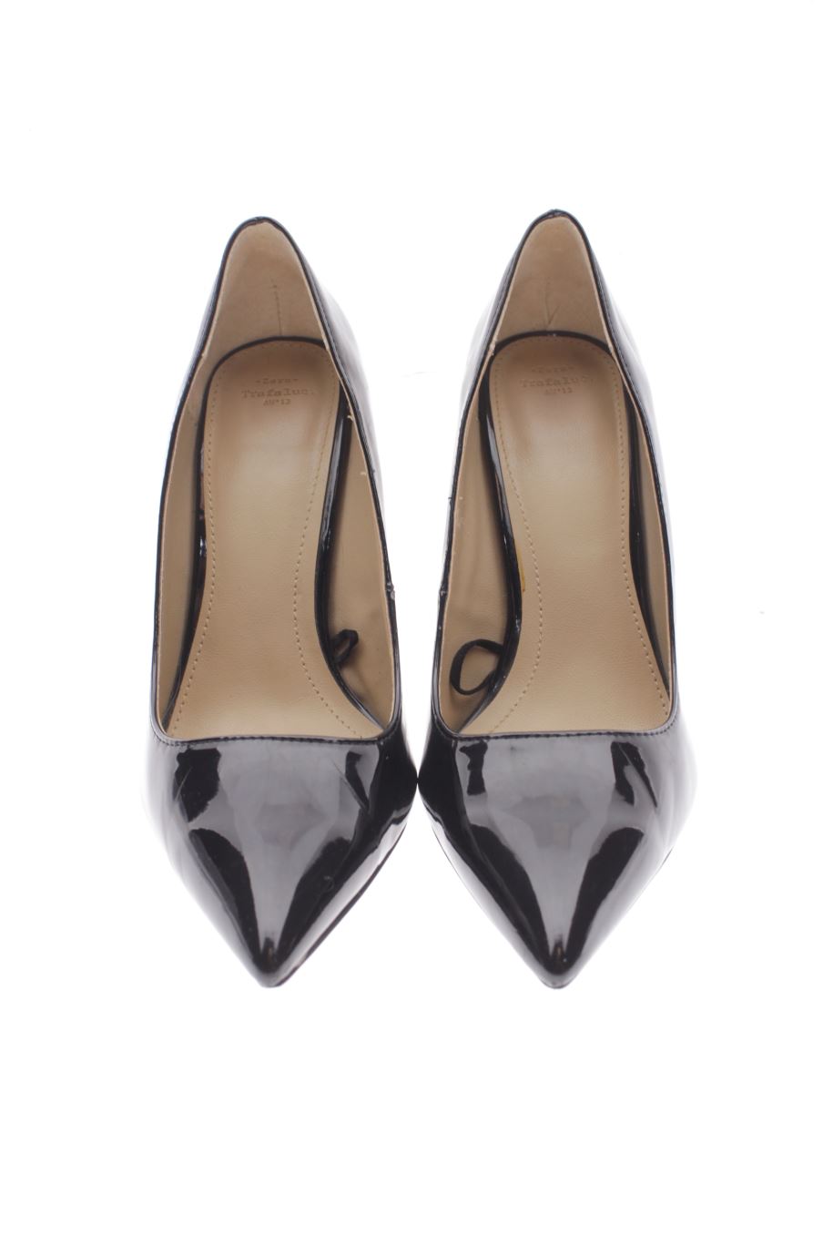 Zapatos de tacon de Zara de la talla 38, de color negro de