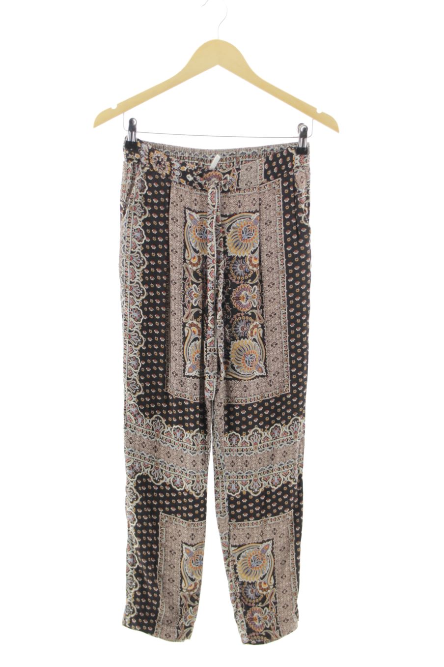 Pantaloni de Stradivarius de la talla S, de color stampato