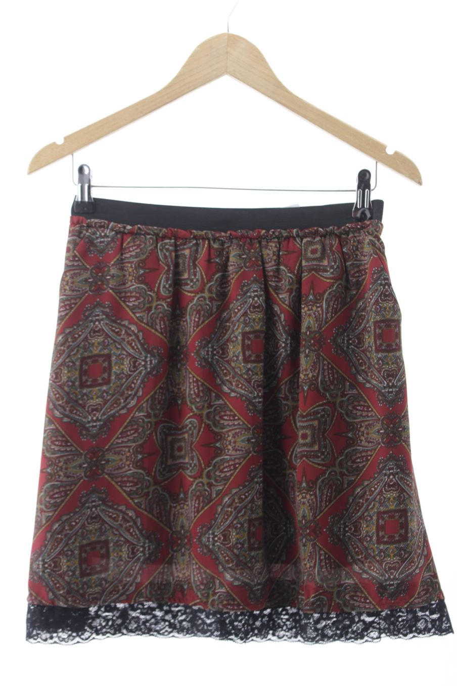 Jupe Okeysi de la taille S, de couleur imprimés