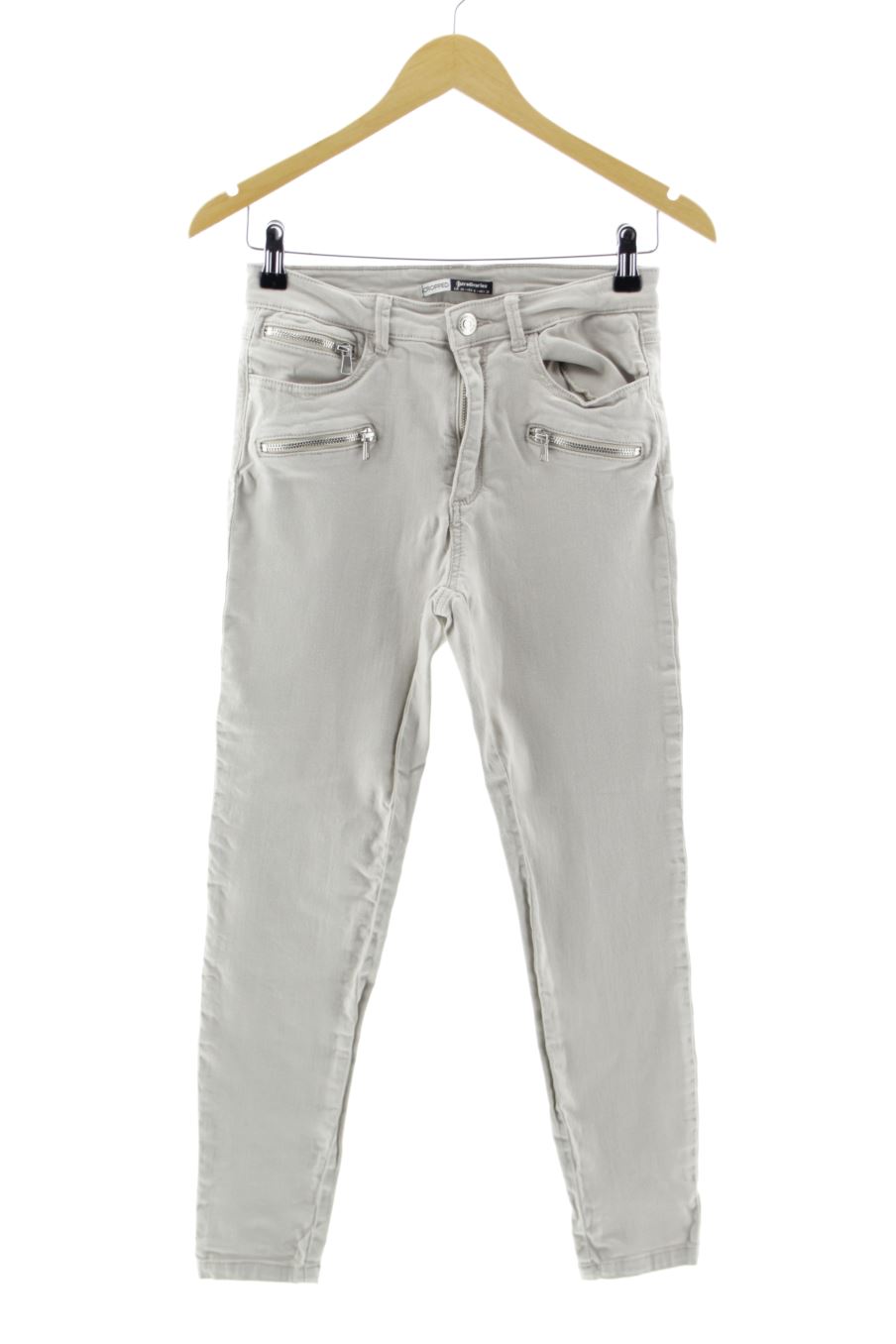 Jeans Stradivarius de la taille 38, de couleur gris de denim