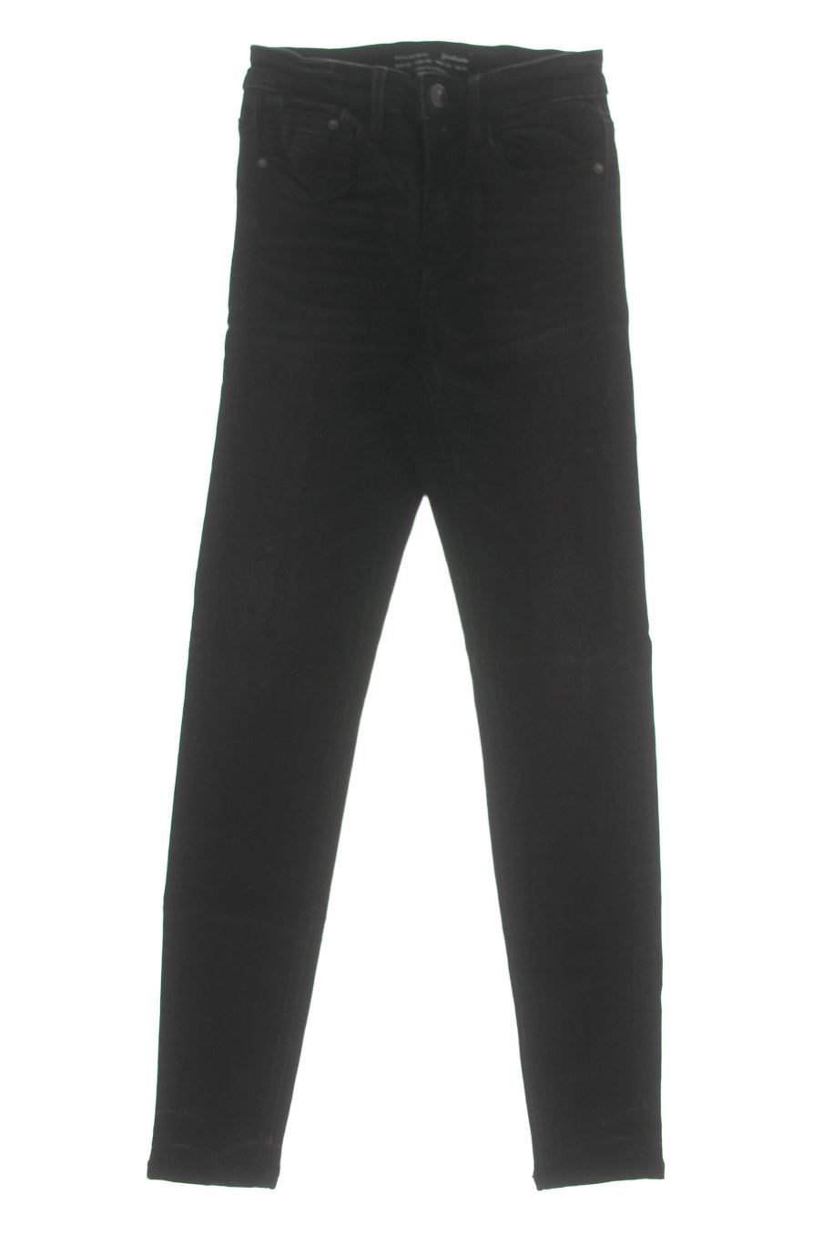 Vaquero de Stradivarius de la talla 32, de color negro de ropa vaquera