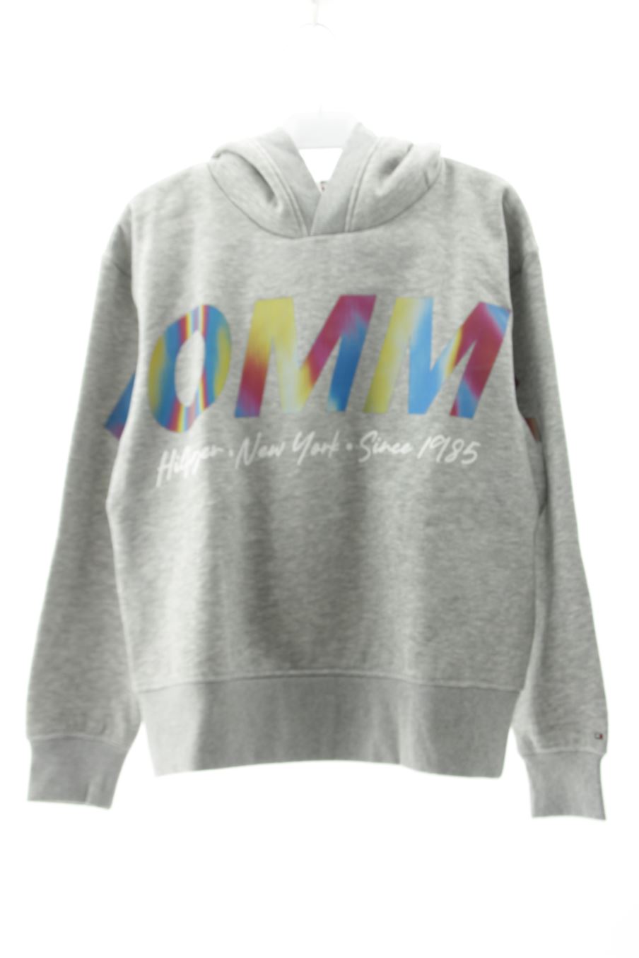 Sweatshirt Tommy Hilfiger de la taille 14 ans avec une étiquette