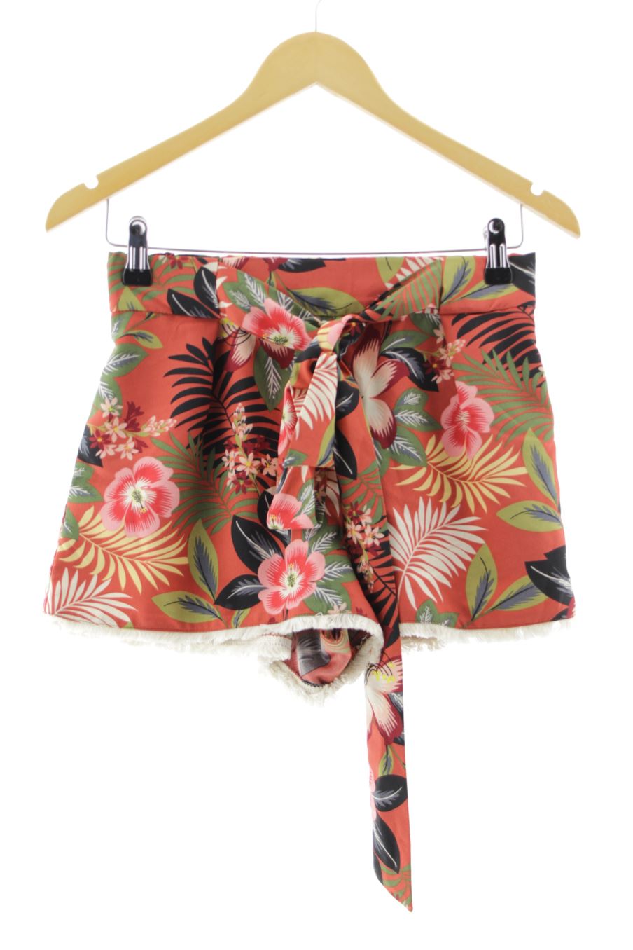 Pantalones cortos de Trf (ZARA) de la talla S, de color flores