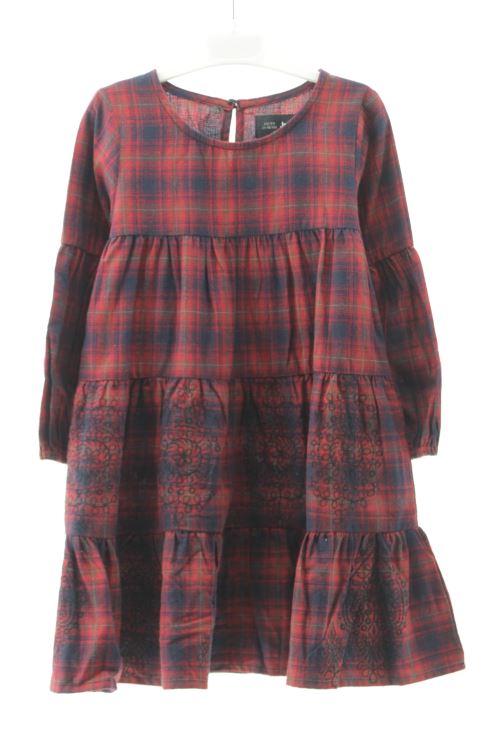 Aufwändiges Kleid