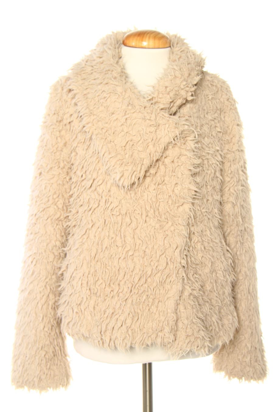 Blouson Zara de la taille XL, de couleur beige
