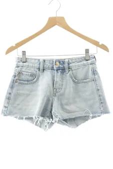 Pantalón corto 32 Stradivarius, foto 1 de 2