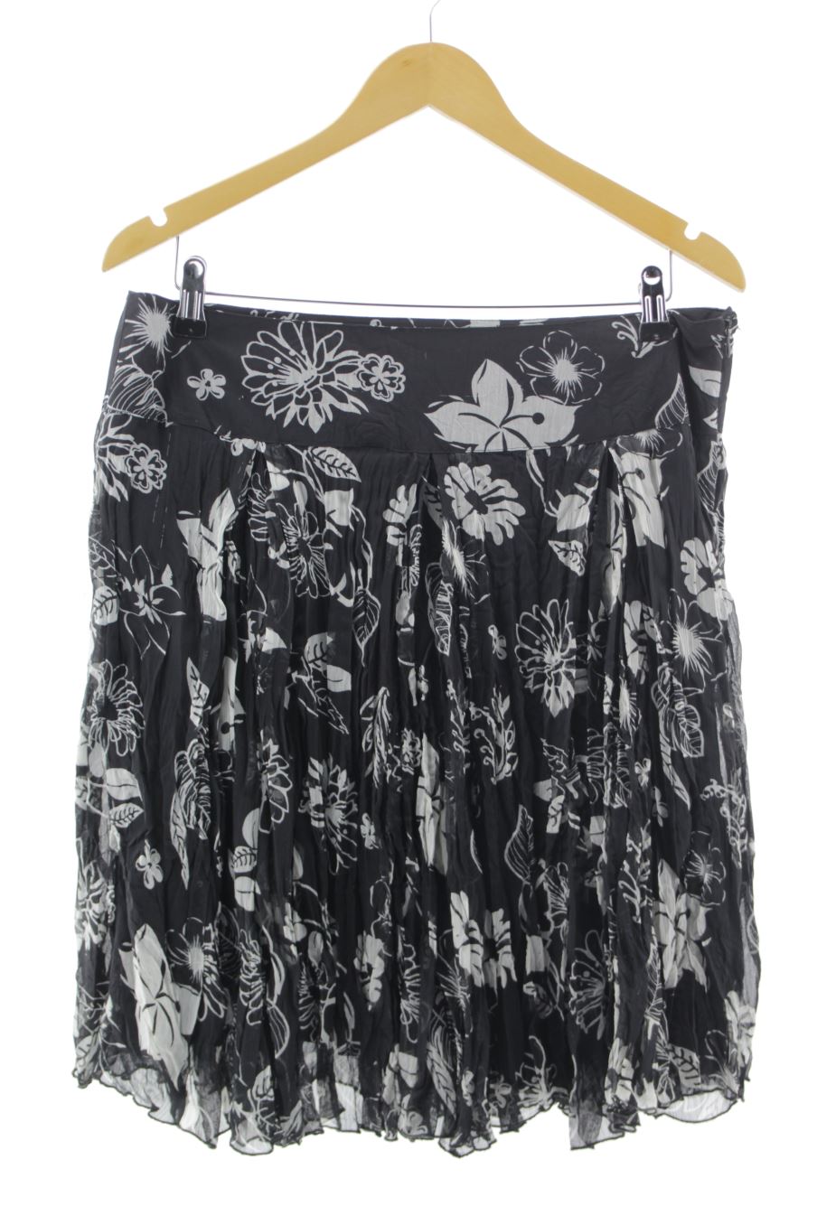 Falda de Gina Benotti de la talla M, de color flores