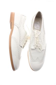 Tinny Shoes