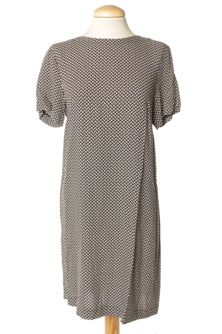 Robe casual H&M de la taille 36, de couleur noir