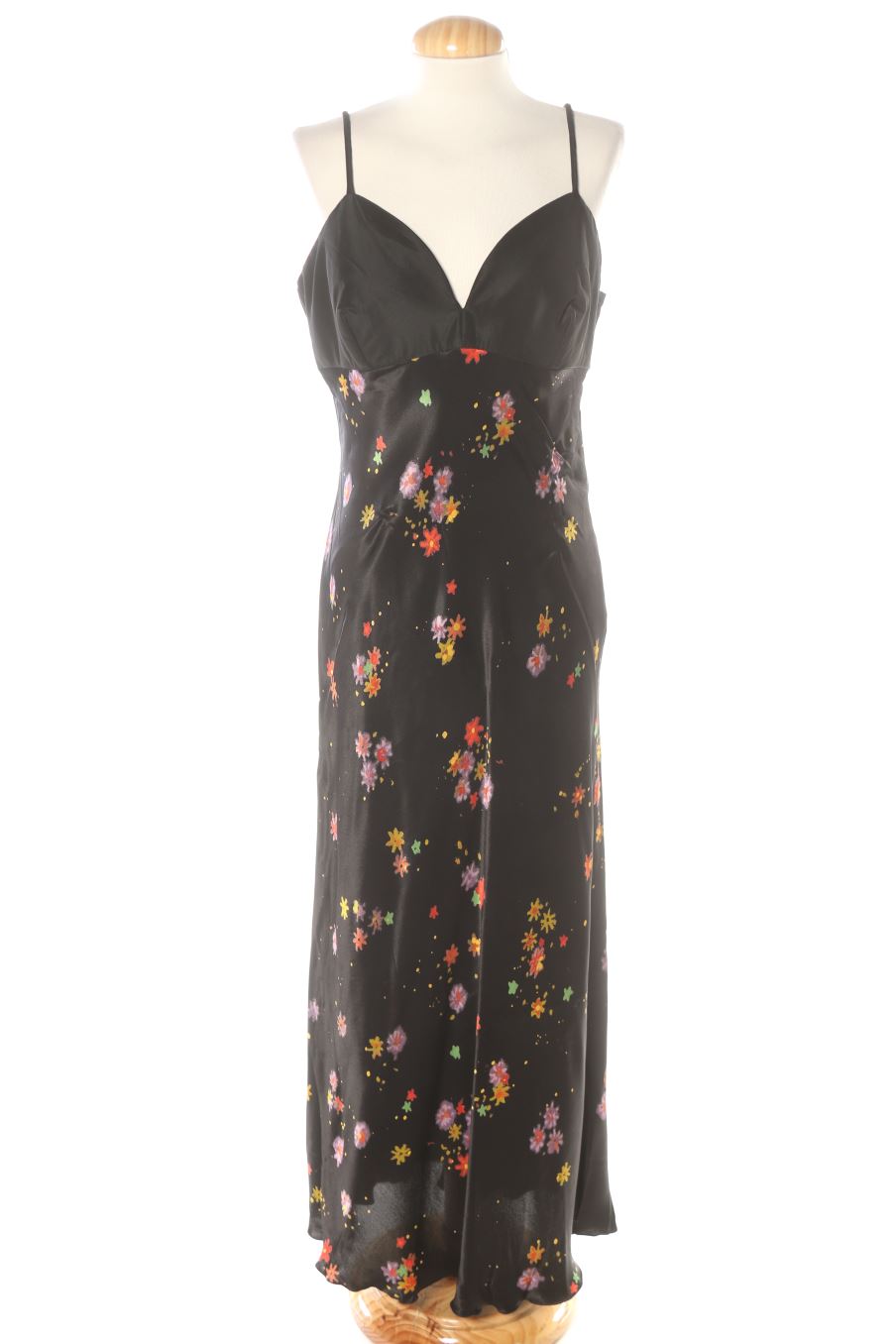 Robe Amuleti de la taille L, de couleur noir