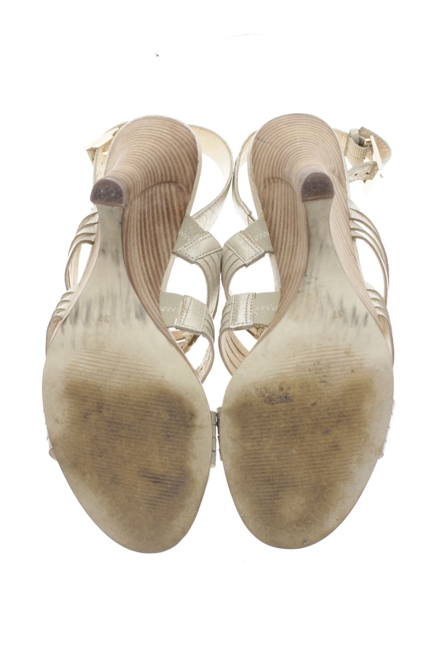 Sandalias tacon de Guess de la talla 37, de color beige de