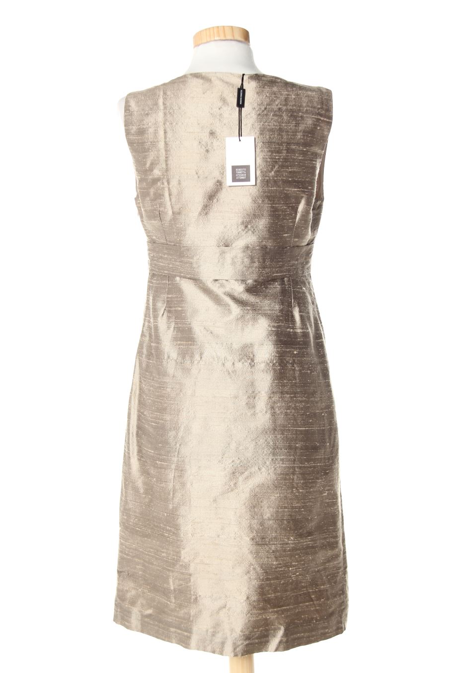 Robe Roberto Torretta de la taille 40, de couleur doré de soie