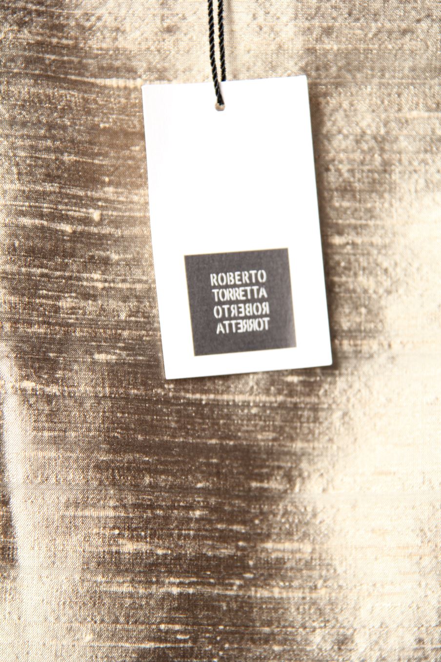 Robe Roberto Torretta de la taille 40, de couleur doré de soie