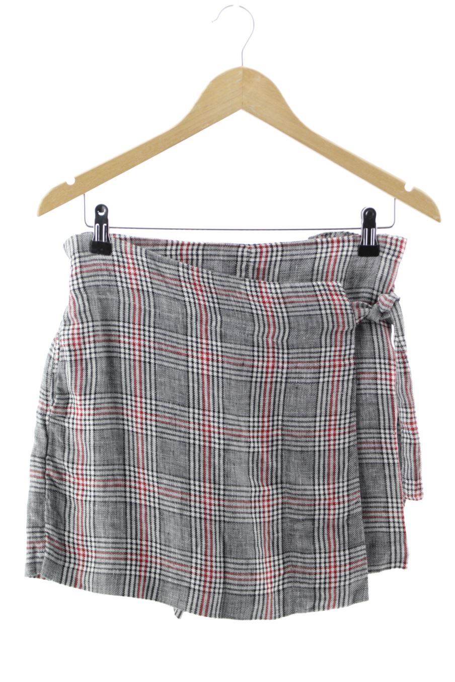 Shorts Mango de la taille S, de couleur carreaux
