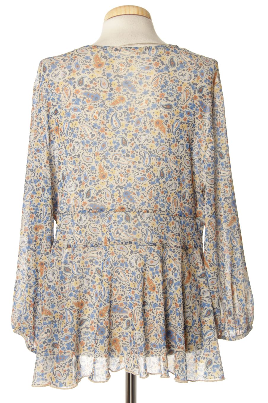 Blusa de manga larga de Pull & Bear de la talla M, de color estampado