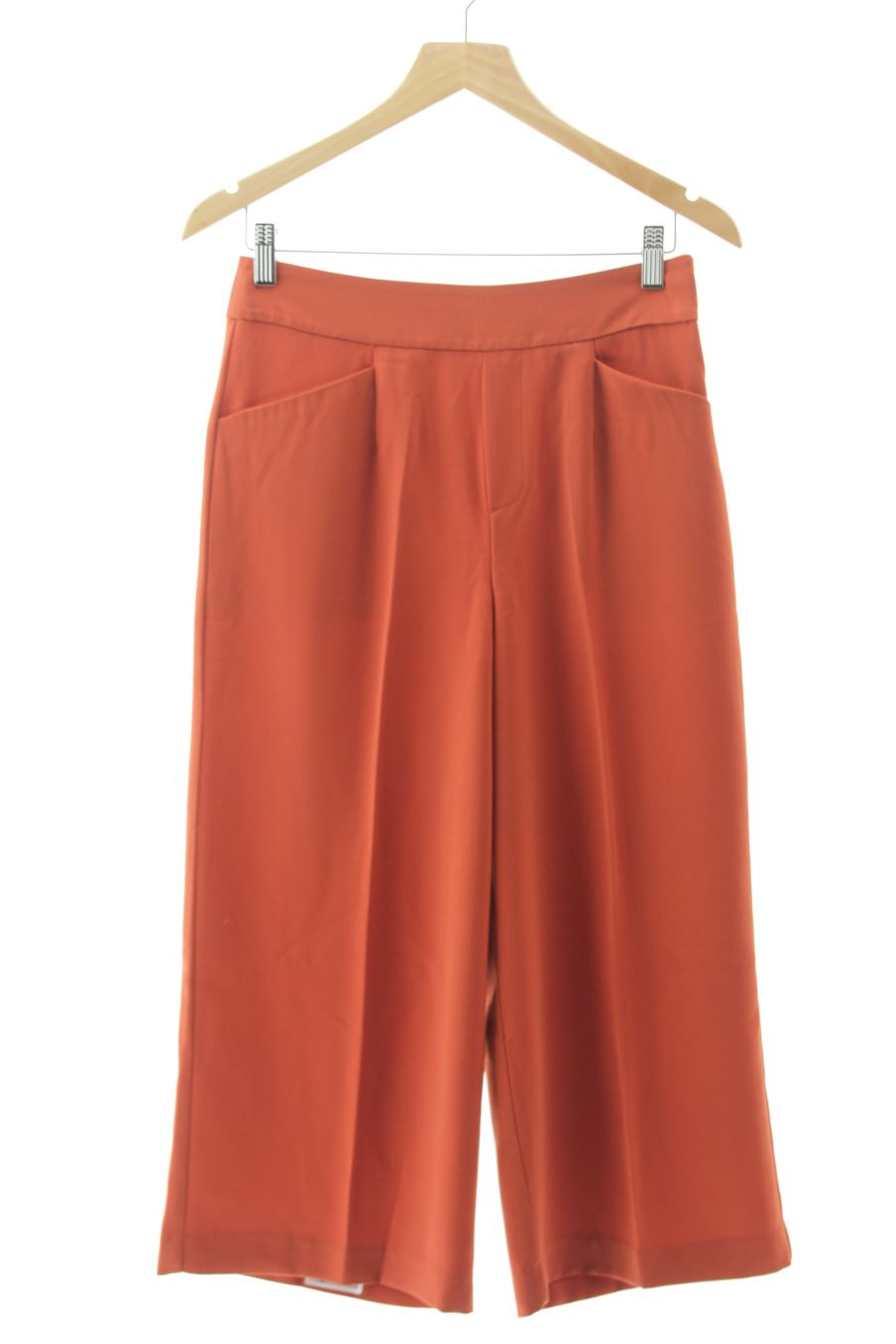 Pantaloni de Bershka de la talla 38, de color arancione