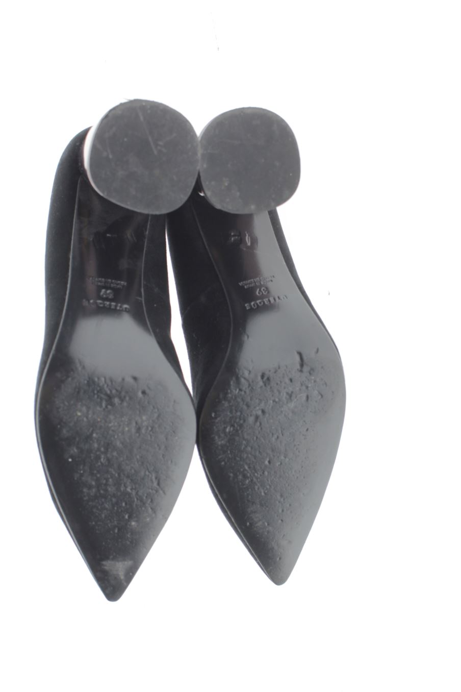 Zapatos de tacon de Uterqüe de la talla 39, de color negro de