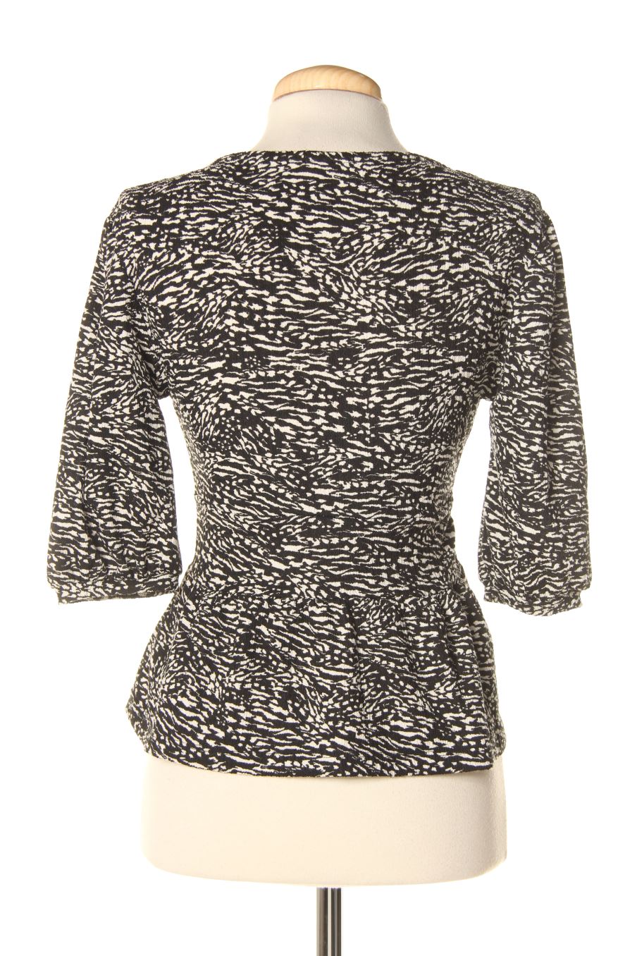 T-shirt Stradivarius de la taille S, de couleur noir