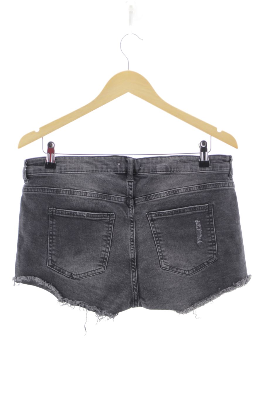 Shorts H&M de la taille 40, de couleur noir de denim