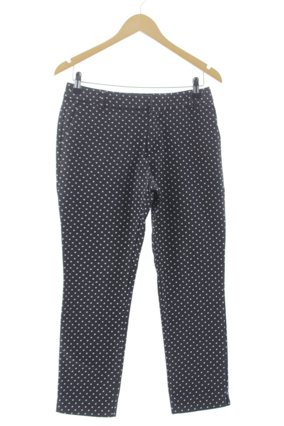 Pantalón de Stradivarius de la talla 38, de color negro