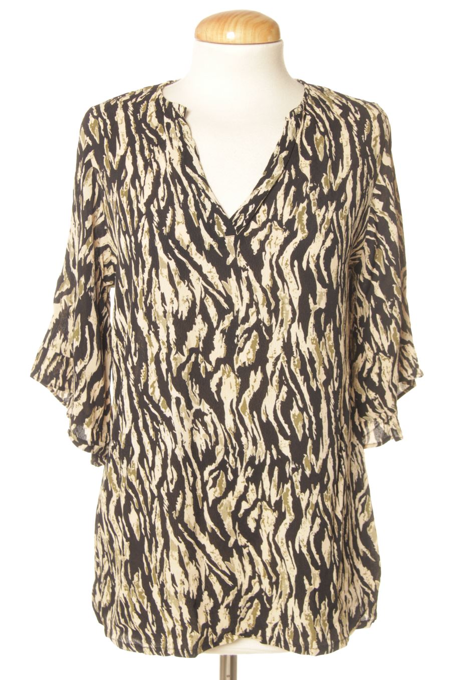 Blusa de manga corta de Amichi de la talla M, de color estampado