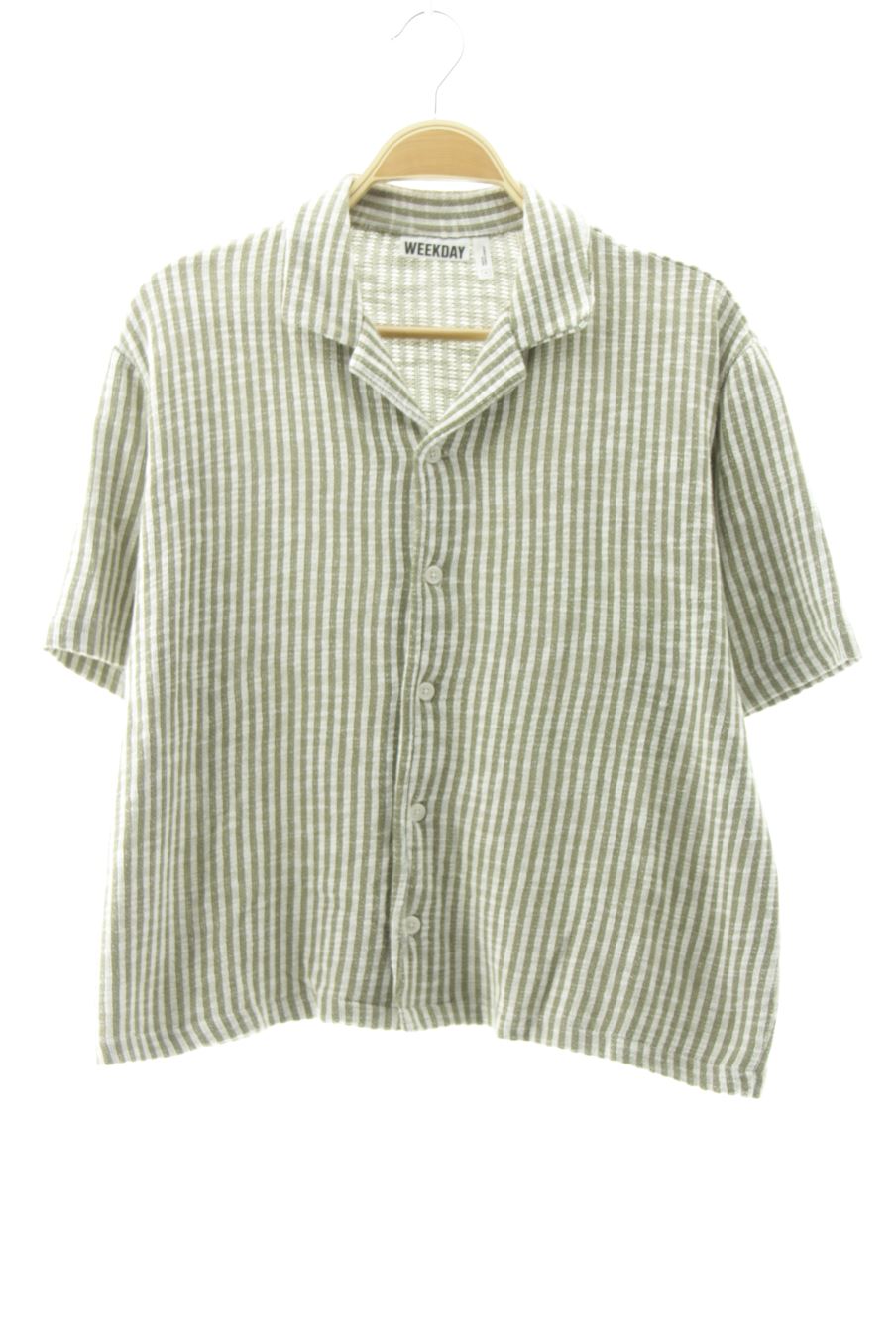 Camisa manga corta de Weekday de la talla M
