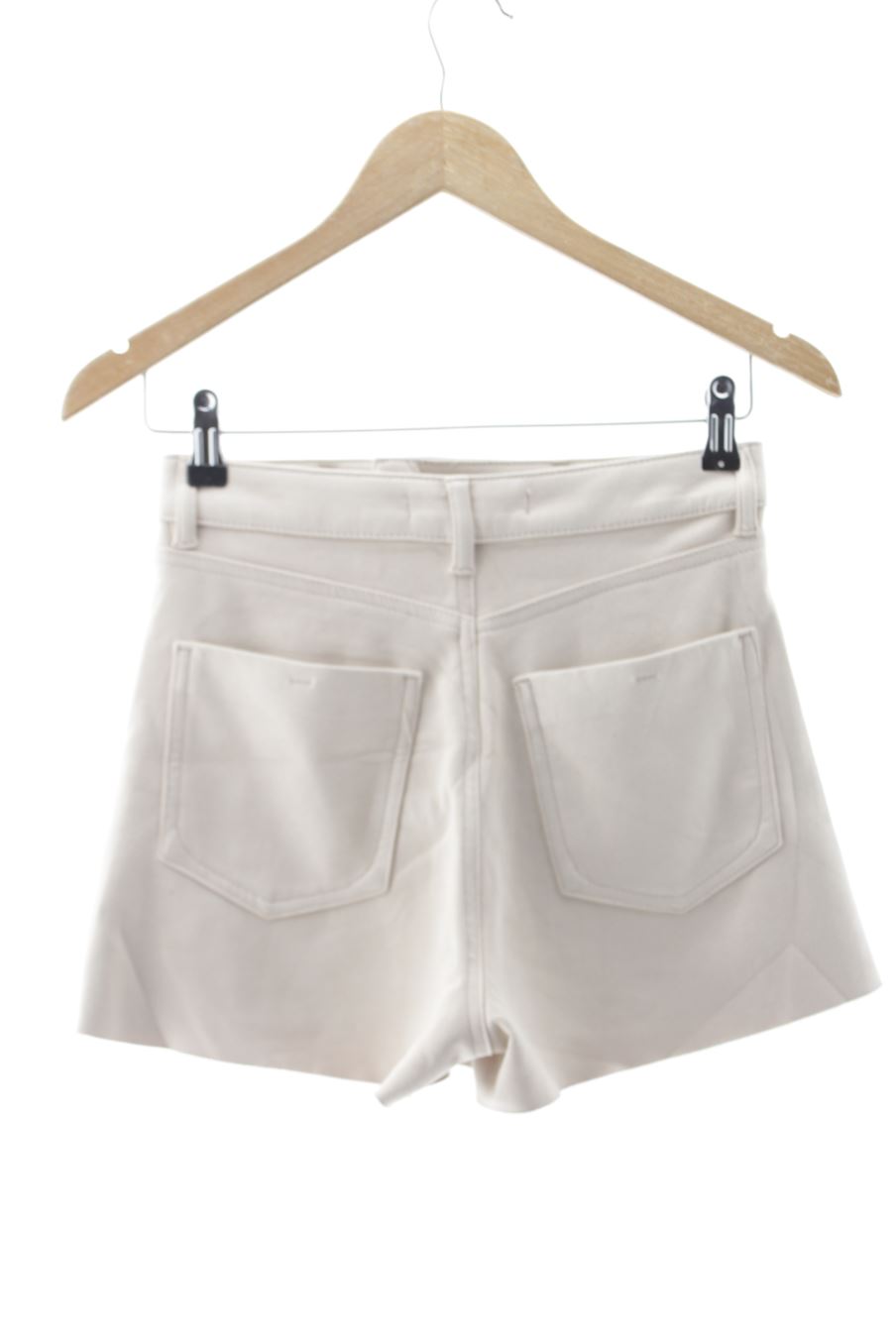 Shorts Zara de la taille 34, de couleur beige