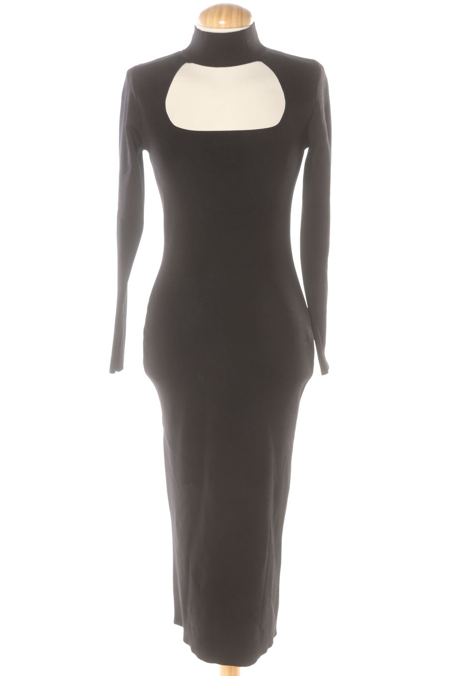 Robe casual Zara de la taille M, de couleur noir