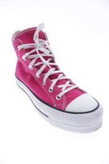 Baskets 39 Converse All Star, photo 1 sur 3
