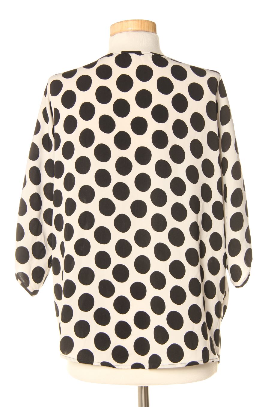 Blusa de manga corta de Zara de la talla XS, de color negro