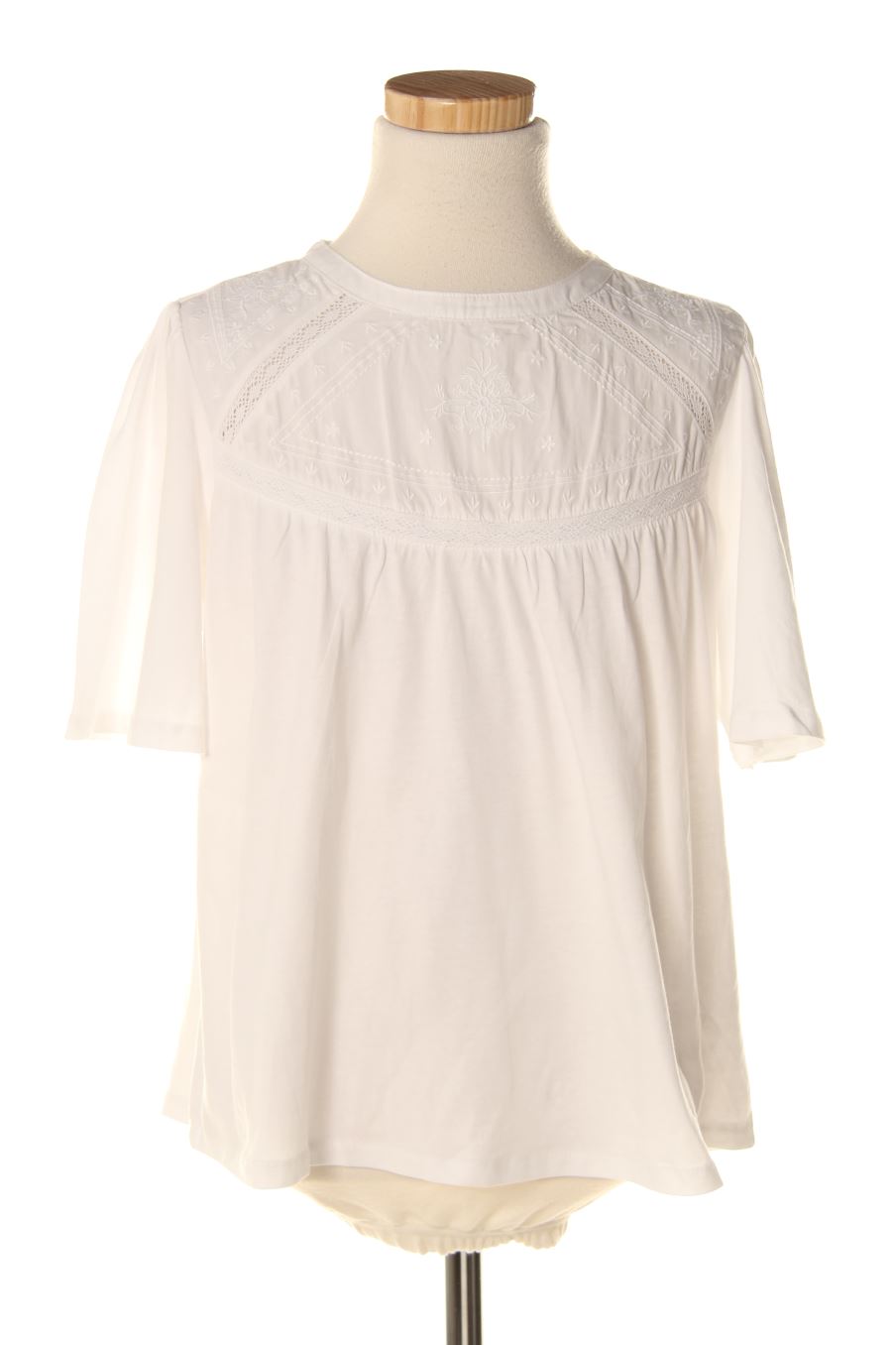 Camiseta de Zara de la talla 13 años de segunda mano