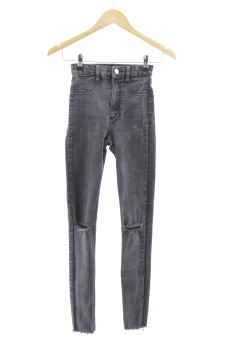 Jeans 32 Zara, photo 1 sur 2