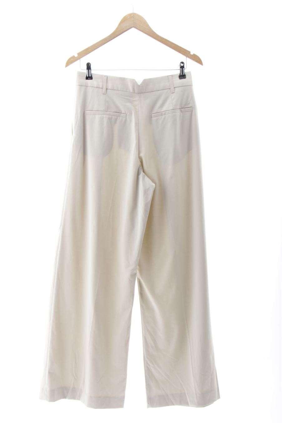 Pantalón de Zara de la talla S, de color beige
