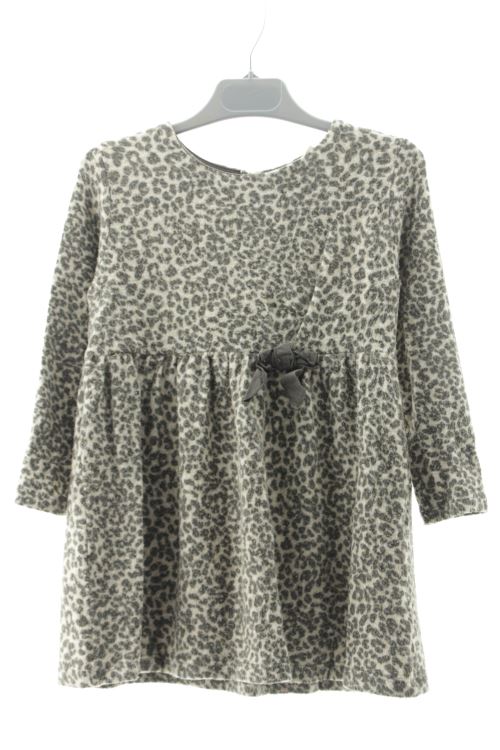 Aufwändiges Kleid