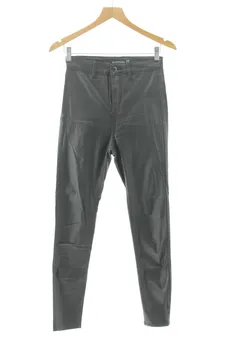 Pantaloni 38 Stradivarius, foto 1 di 2