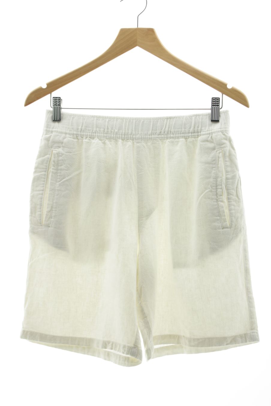 Pantalón corto de Bershka de la talla S, de color blanco