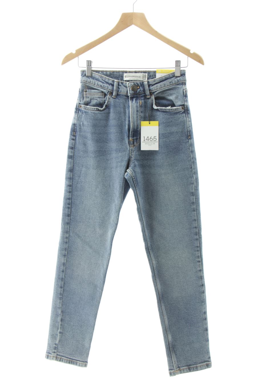 Jeans de Stradivarius de la talla 36, de color blu