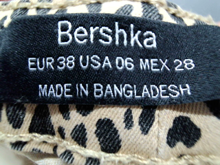 Vaqueros de Bershka de la talla 38, de color animal print de ropa vaquera