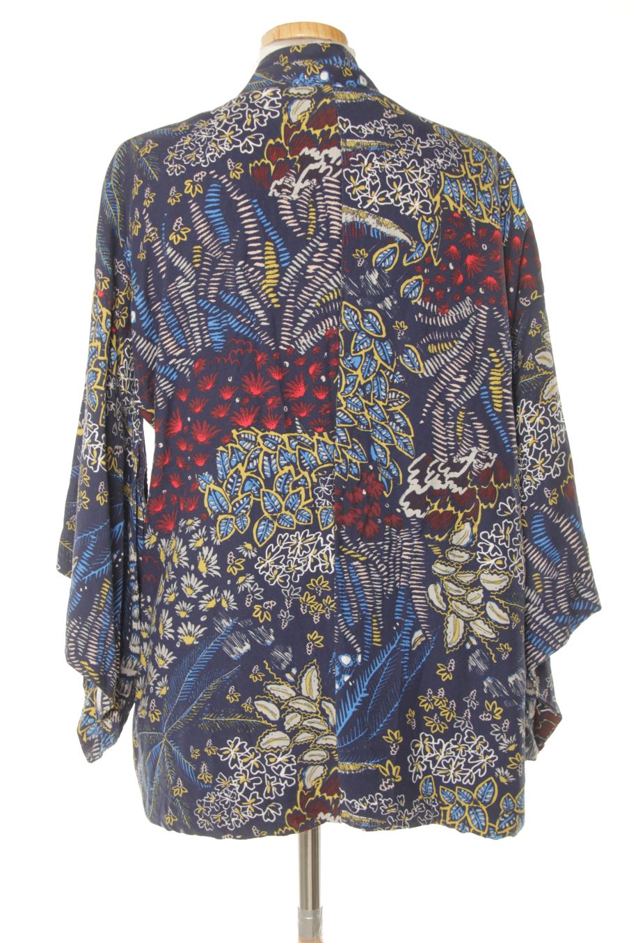 Kimono de Trf (ZARA) de la talla M, de color estampado