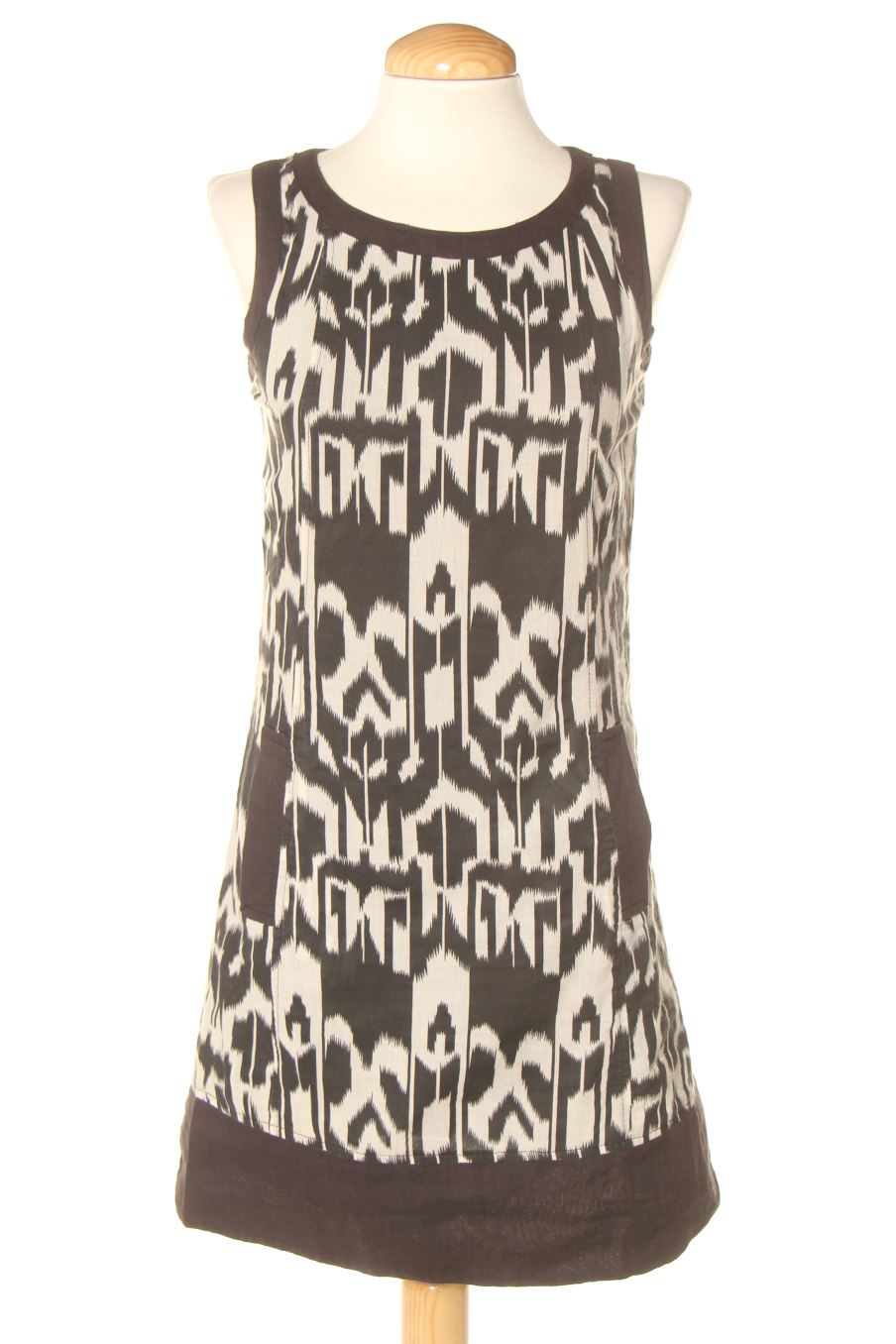 Robe casual Fórmula Joven de la taille 38, de couleur noir