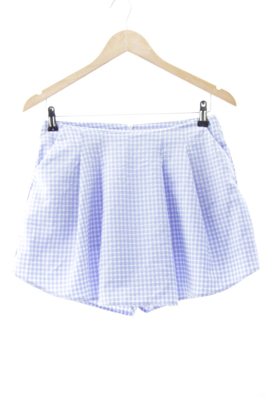 Pantalón corto de Zara de la talla S, de color cuadros