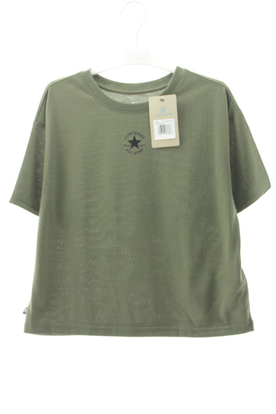 T-shirt Converse de la taille 11 ans avec une étiquette