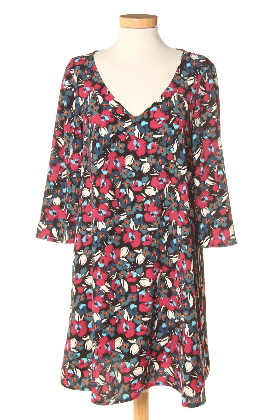 Robe casual Promod de la taille 38, de couleur fleurs