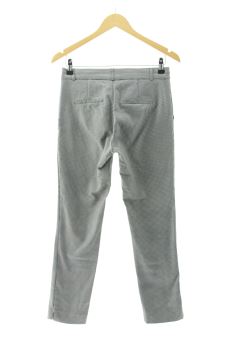 Pantalon 34 Stradivarius