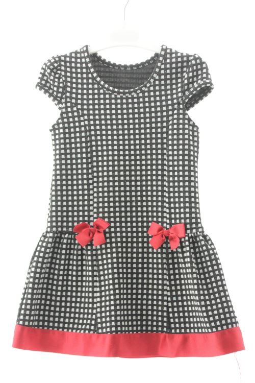 Aufwändiges Kleid