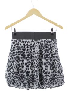 Aufwändiger Rock 38 Amisu