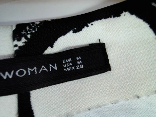 Jupe Zara de la taille M, de couleur noir